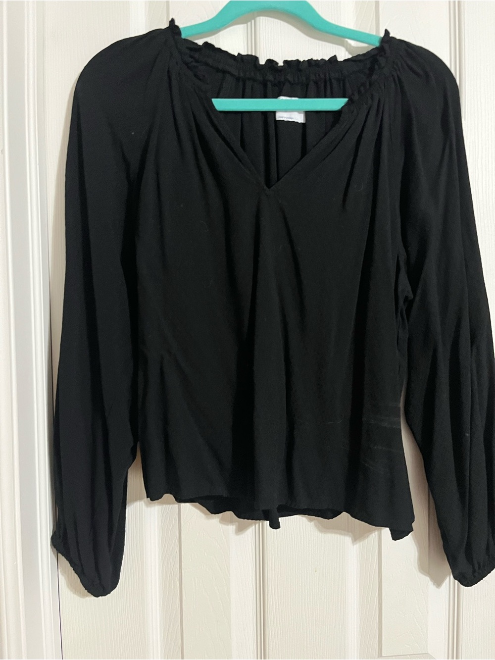 Multiple women’s large summer - light shirts and blouses. See all pictures - Picture 14 of 15